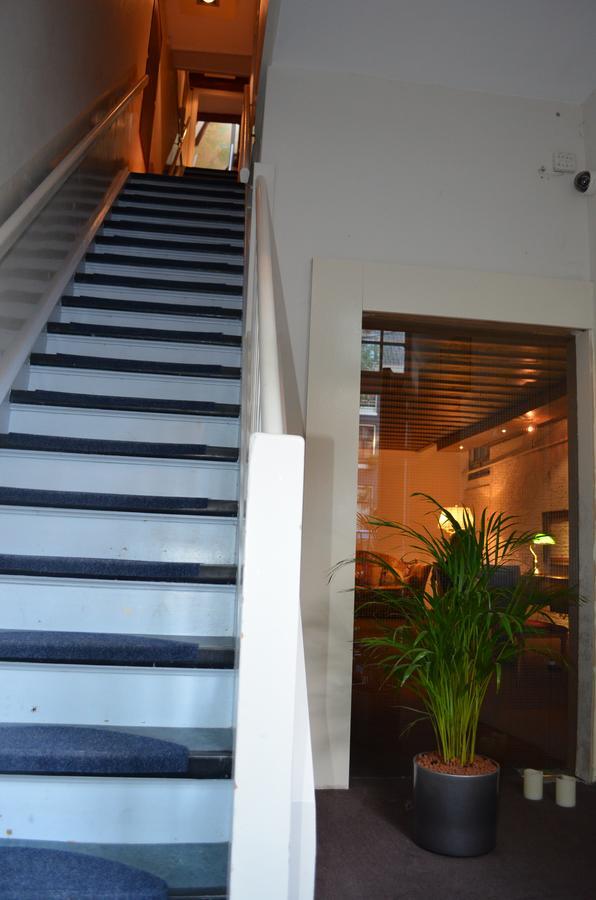 Rembrandtplein Bed & Breakfast Amsterdam Bagian luar foto